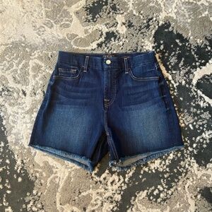 Jen 7 // 7 For All Mankind Mid Shorts